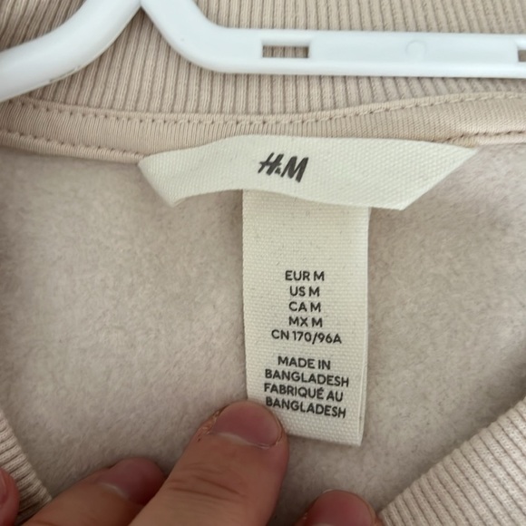 H&M Cream Crew Neck Sweater Casual Cotton Blend - Picture 3 of 5